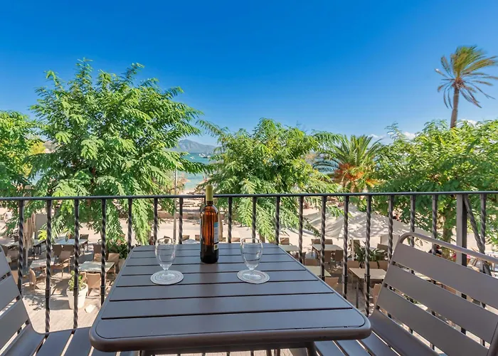 Vora Mar Beachfront Apartment By Sealand Villas