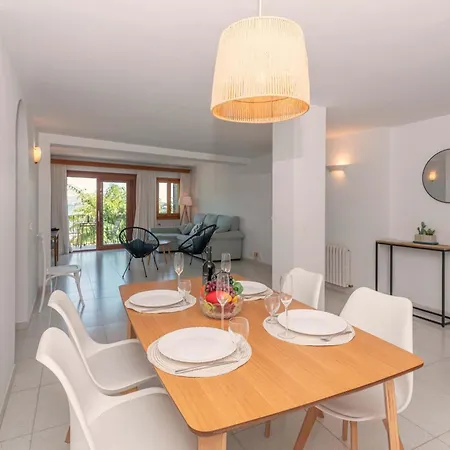 Vora Mar Beachfront Apartment By Sealand Villas Port de Pollenca Exterior photo